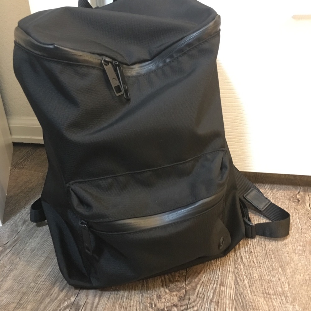 Lululemon backpack